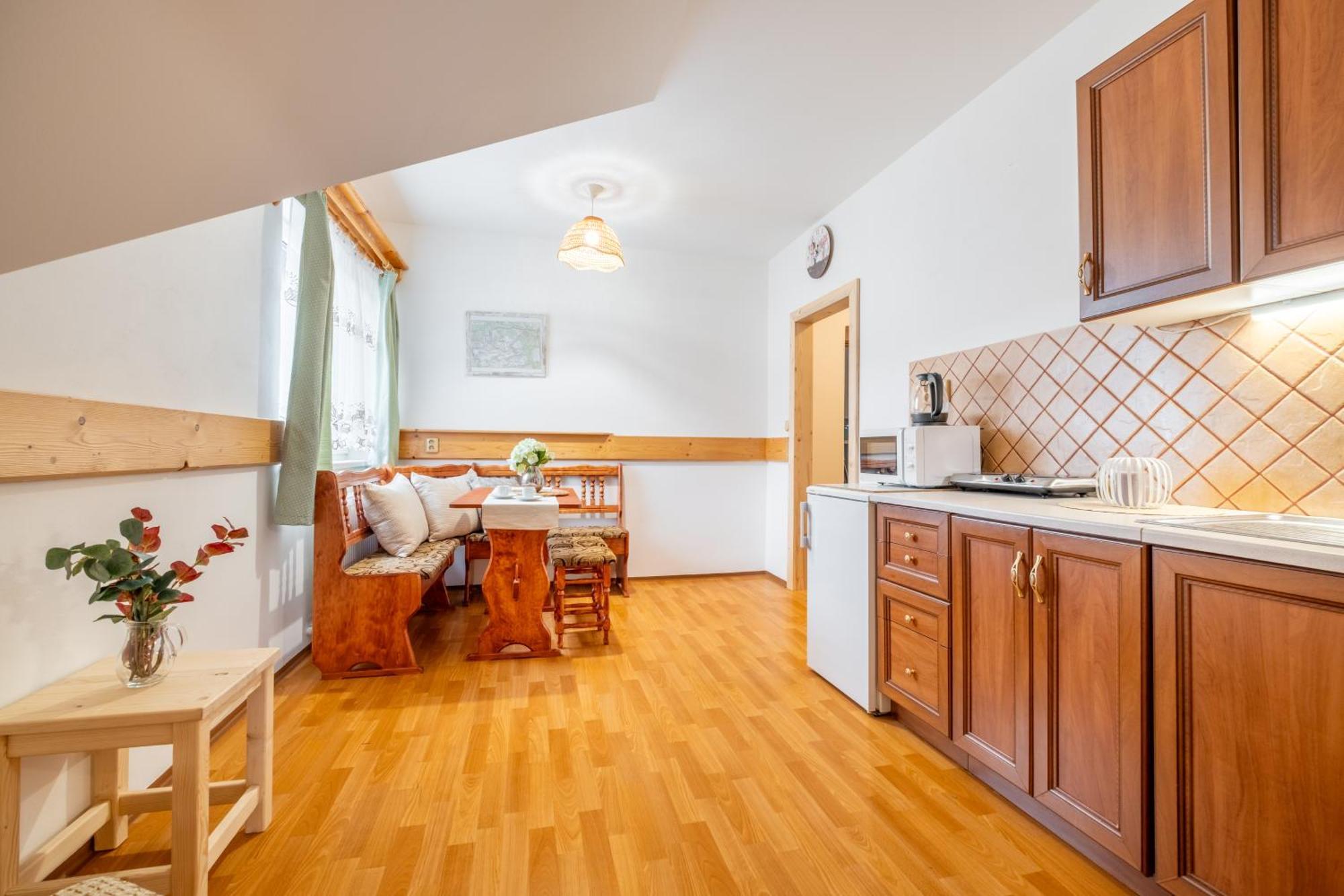 Apartmany Iwona ロキトニツェ・ナト・イゼロウ エクステリア 写真