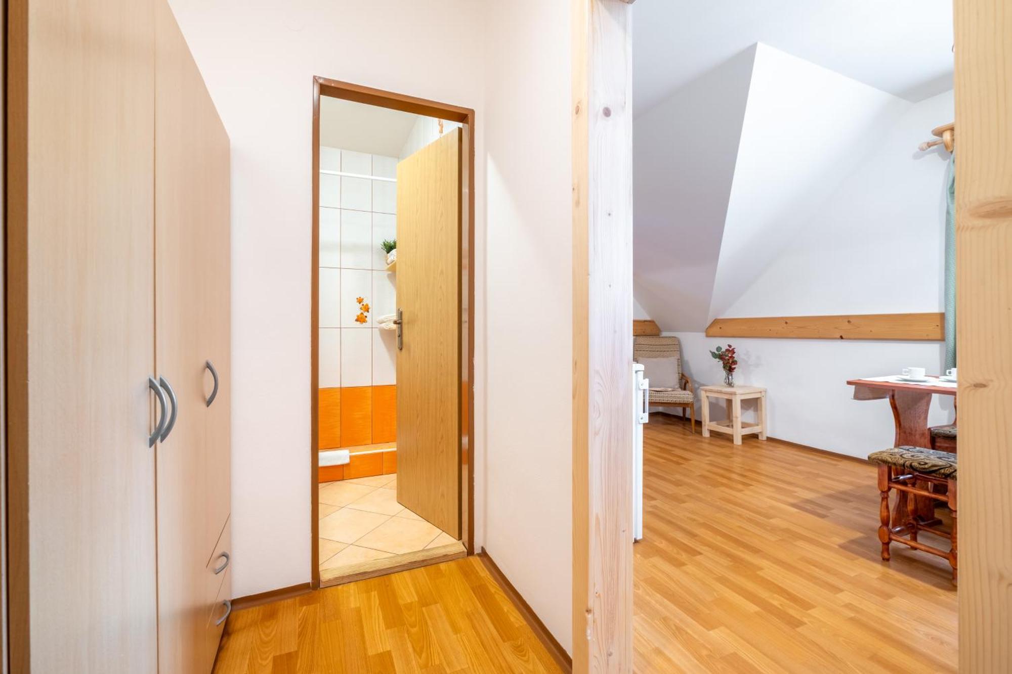 Apartmany Iwona ロキトニツェ・ナト・イゼロウ エクステリア 写真