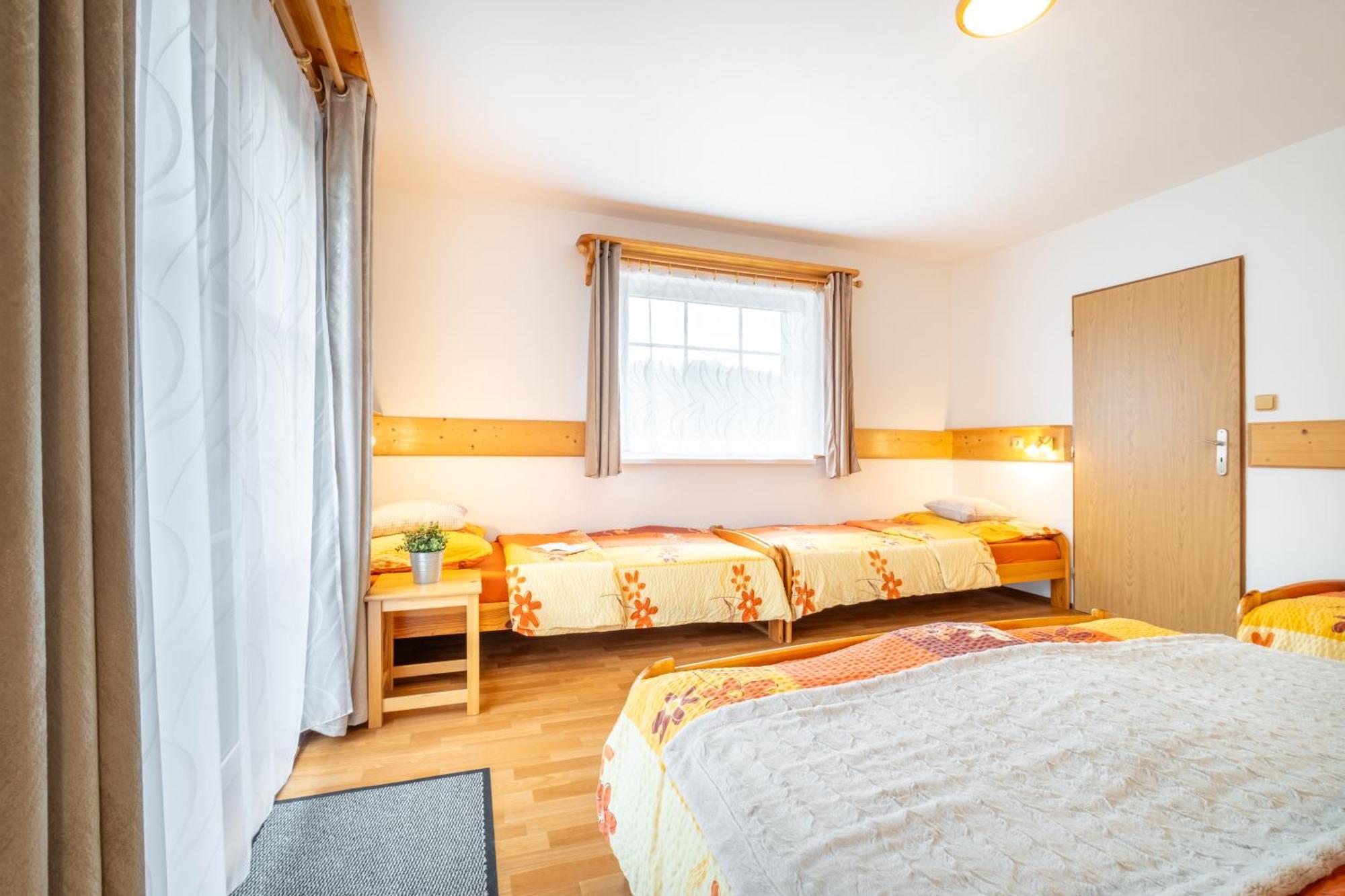 Apartmany Iwona ロキトニツェ・ナト・イゼロウ エクステリア 写真