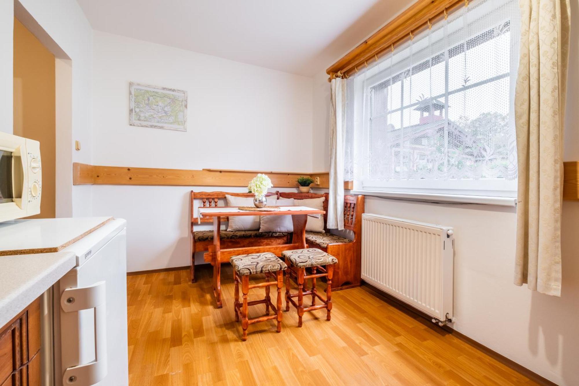 Apartmany Iwona ロキトニツェ・ナト・イゼロウ エクステリア 写真