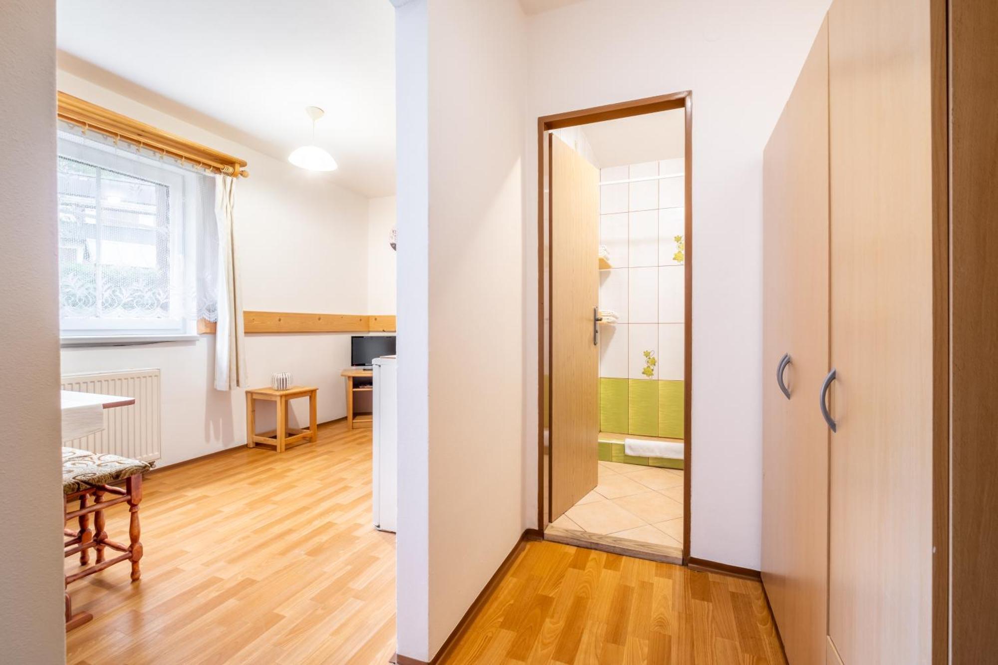 Apartmany Iwona ロキトニツェ・ナト・イゼロウ エクステリア 写真