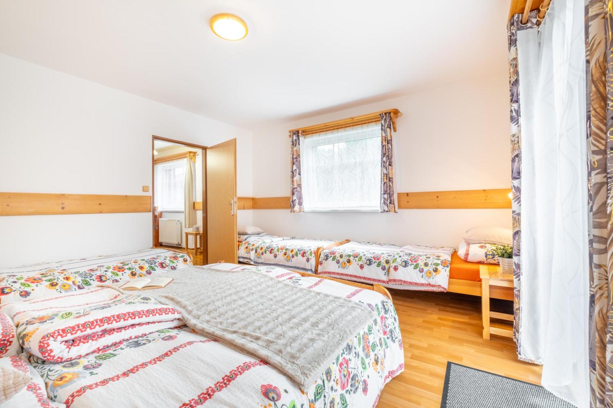 Apartmany Iwona ロキトニツェ・ナト・イゼロウ エクステリア 写真